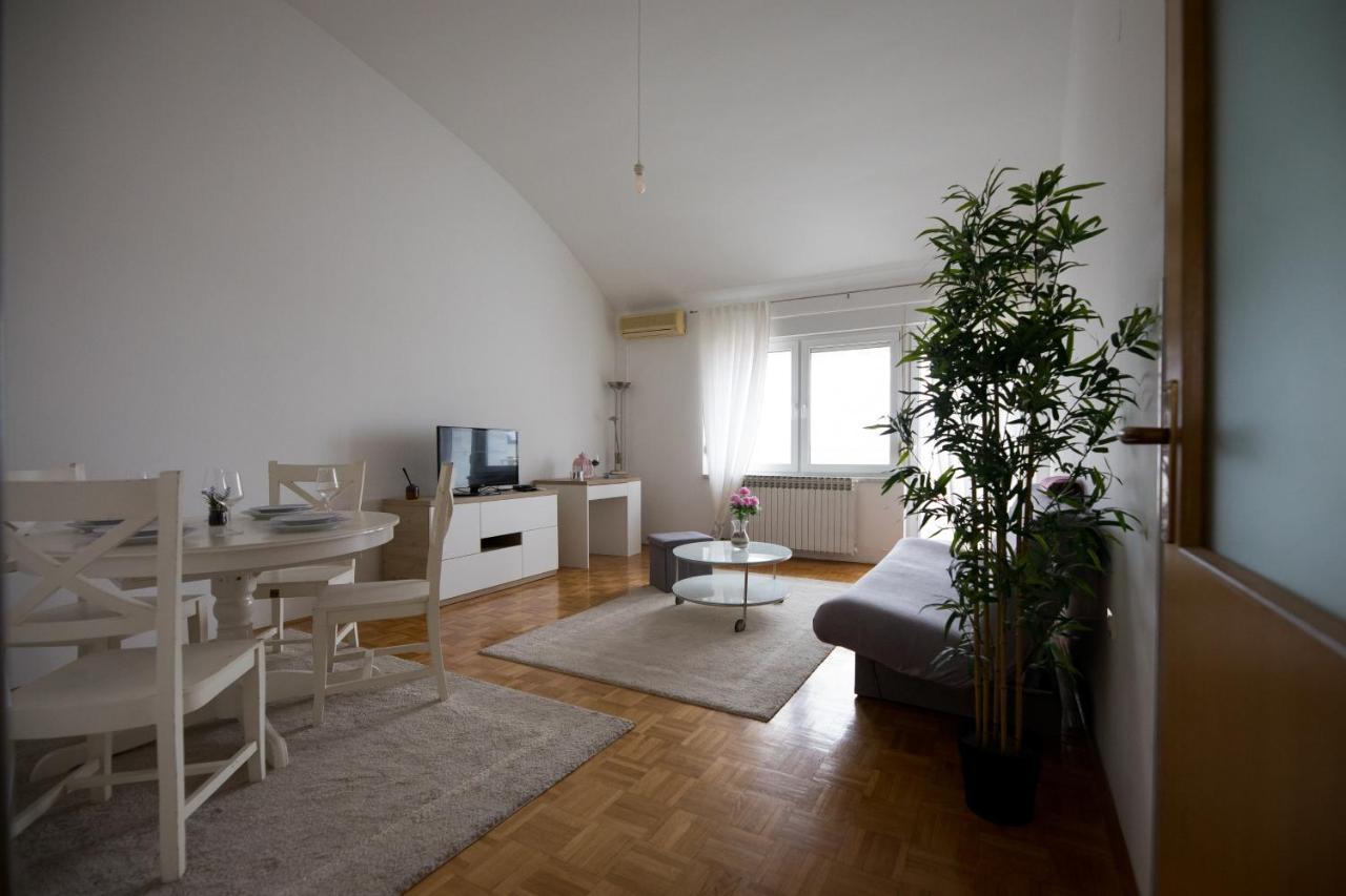 Apartman Ana Apartment Osijek Exterior photo