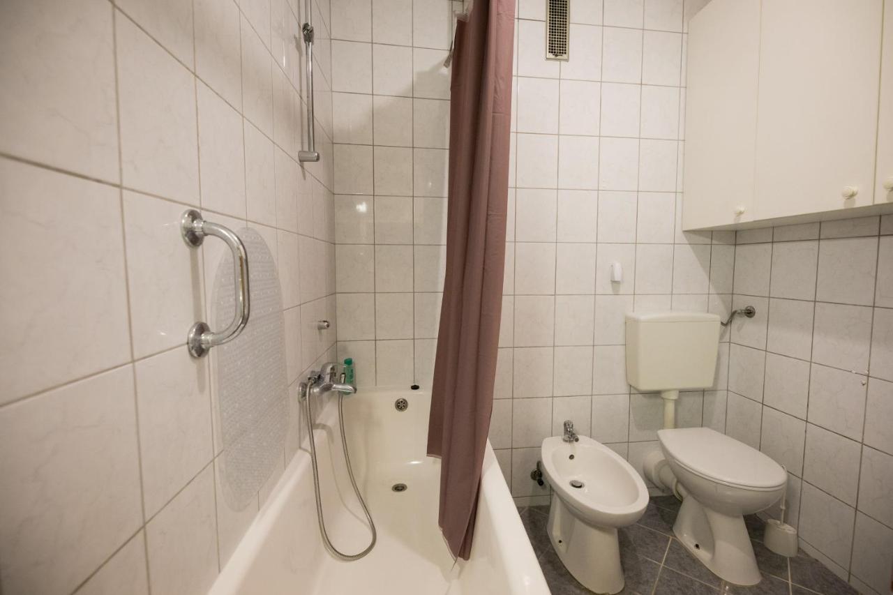 Apartman Ana Apartment Osijek Exterior photo